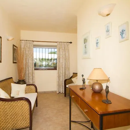 וילה Cancilla With Hot Tub And Pool Table
